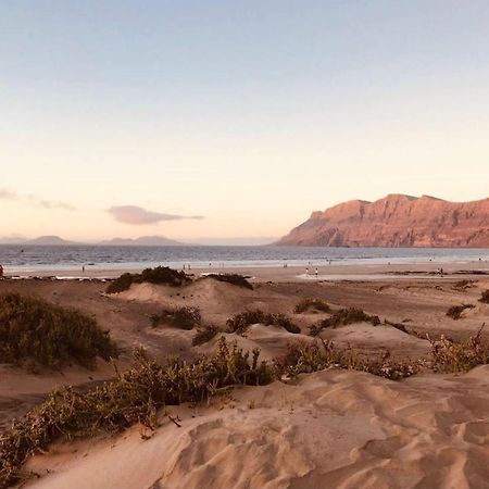 Casa Bianca Caleta De Famara Villa Exteriör bild